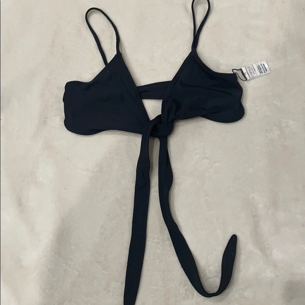 L Space Chloe Long Tie Wrap Bikini Top